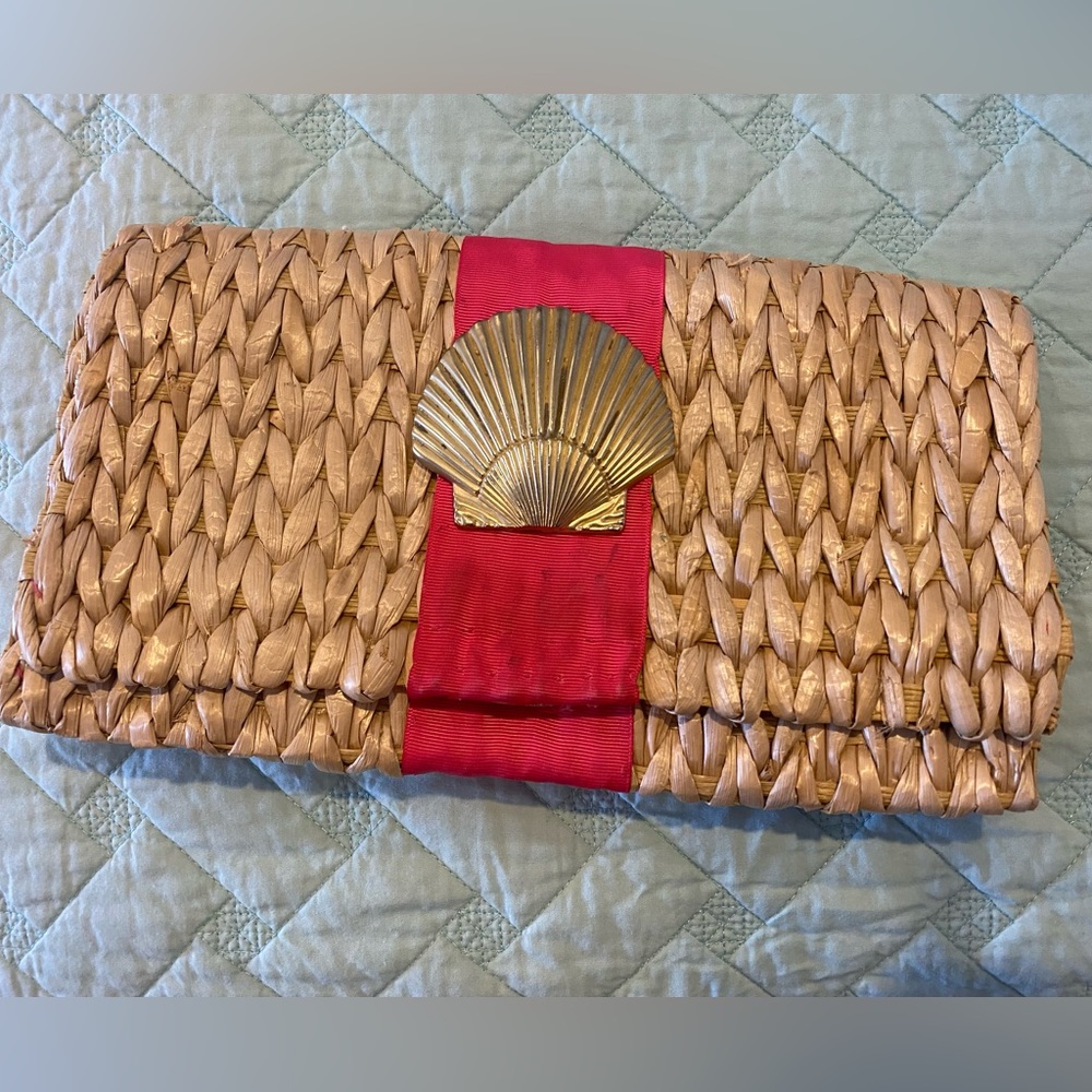 Mud Pie Envelope Hot Pink Scallop Shell Clutch